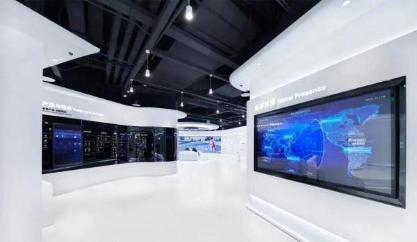 移遠(yuǎn)科技展廳：解鎖萬(wàn)物互聯(lián)的未來(lái)秘境