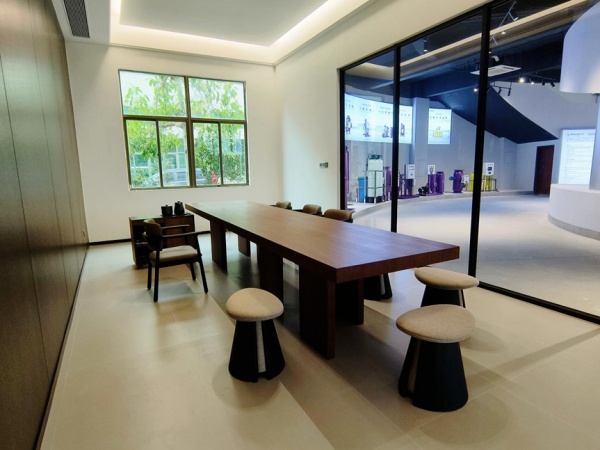 新工業風產品展廳設計