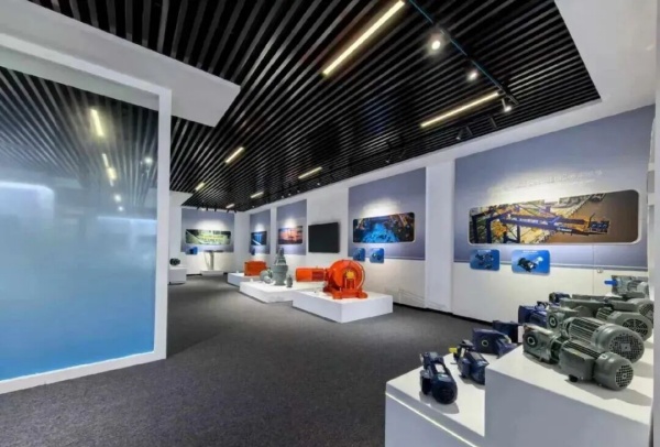 萬鑫精工企業展廳設計