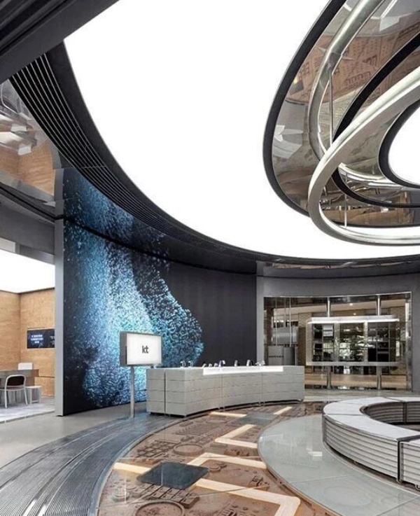 設(shè)計(jì)趨勢(shì)引領(lǐng)|未來展廳新范式:未來感科技空間重塑宇宙級(jí)沉浸體驗(yàn) 設(shè)計(jì)趨勢(shì)引領(lǐng)|未來展廳新范式:未來感科技空間重塑宇宙級(jí)沉浸體驗(yàn)